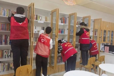 西安因你而美 | 倡导文明新风 小志愿者在行动